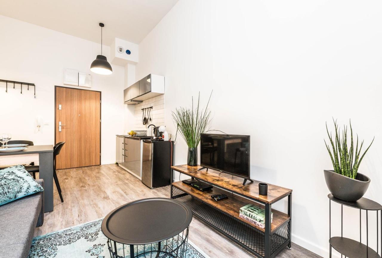 Apartament W Sercu Miasta Poznan Garbary 31 Luaran gambar